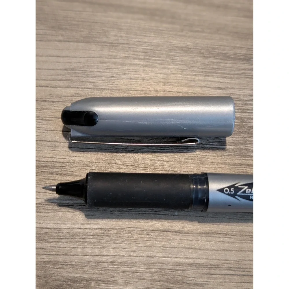 Zebra Zeb-Roller 2000 Rollerball Pen 0.5mm Fine Black Ink Silver Made Japan RARE